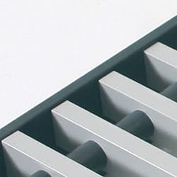 Rolrooster vervaardigd uit grijs aluminium